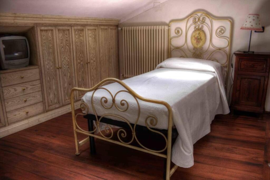 Апартаменты Santa Maria Ad Valetudinarium Аббадиа Сан Сальваторе Экстерьер фото